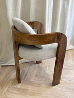 Chaise en bois de noyer INES.